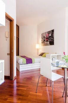 Porta Nuova Apartment Milan Exterior photo